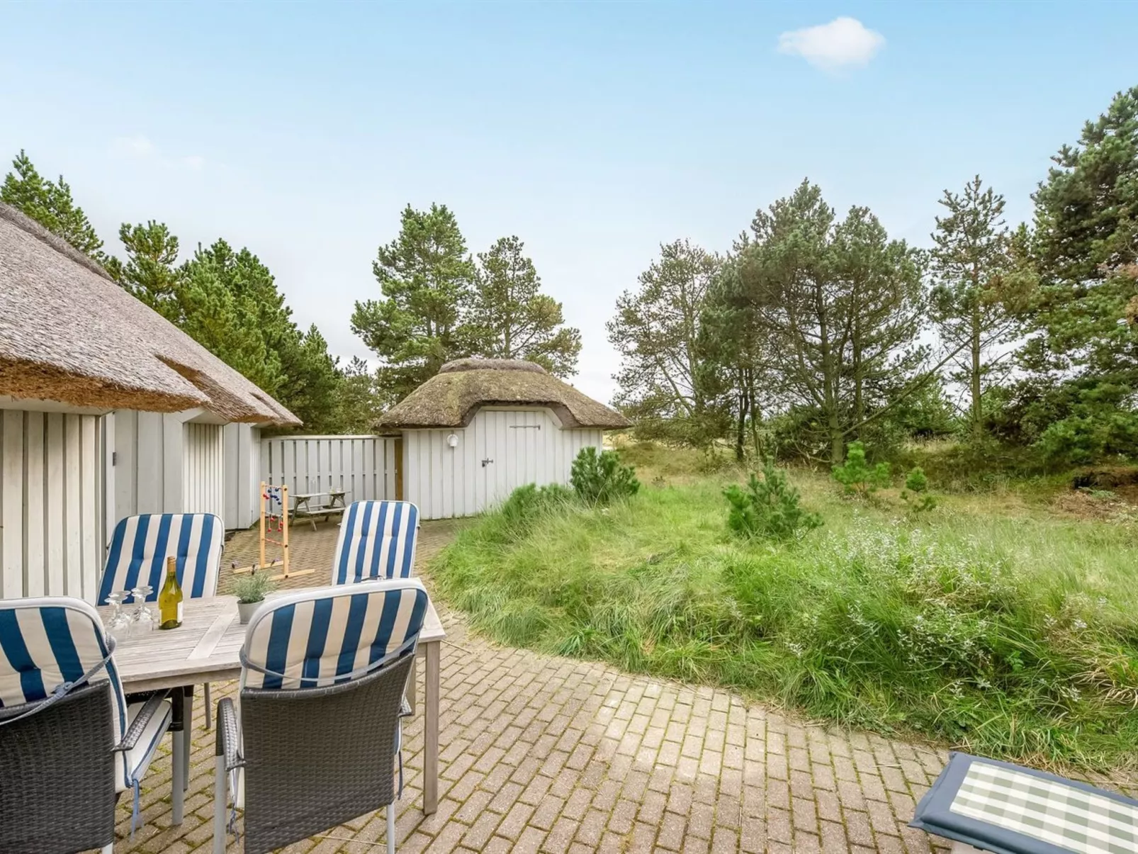 "Catarine" - 1.1km from the sea-Draußen