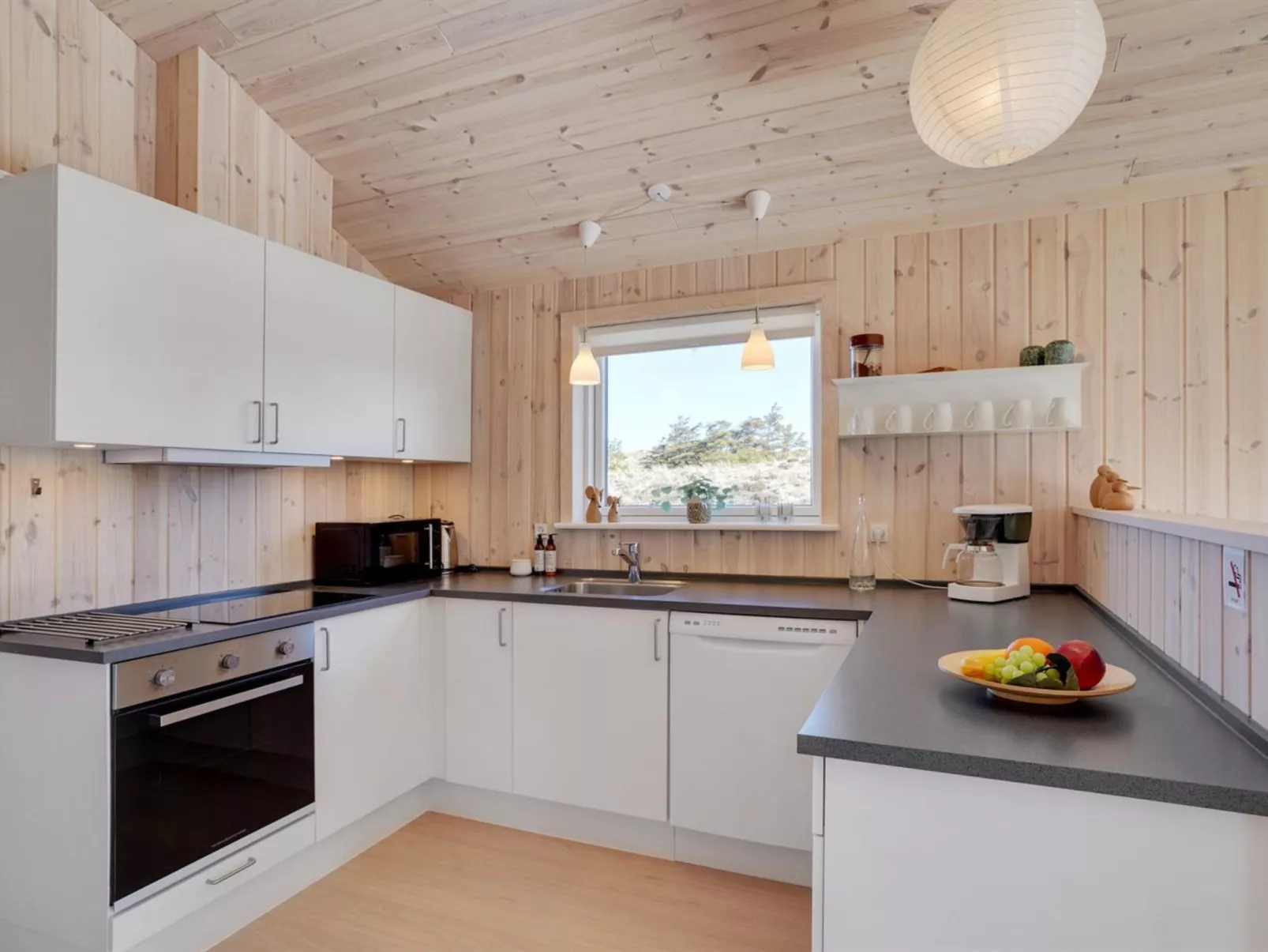 "Gyrial" - 950m from the sea-Inside