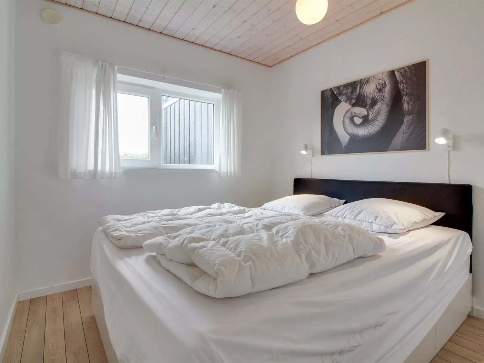 "Adna" - 700m from the sea-Inside