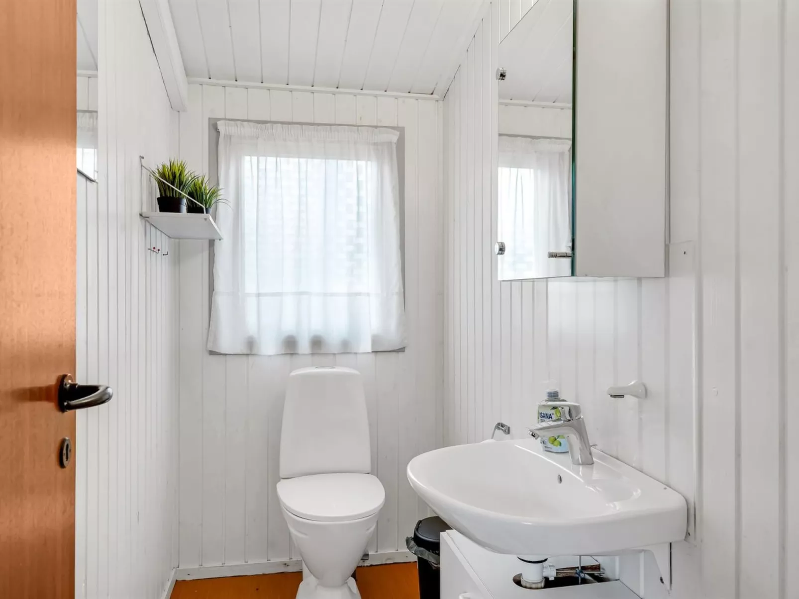 "Gundina" - 2km from the sea-Inside