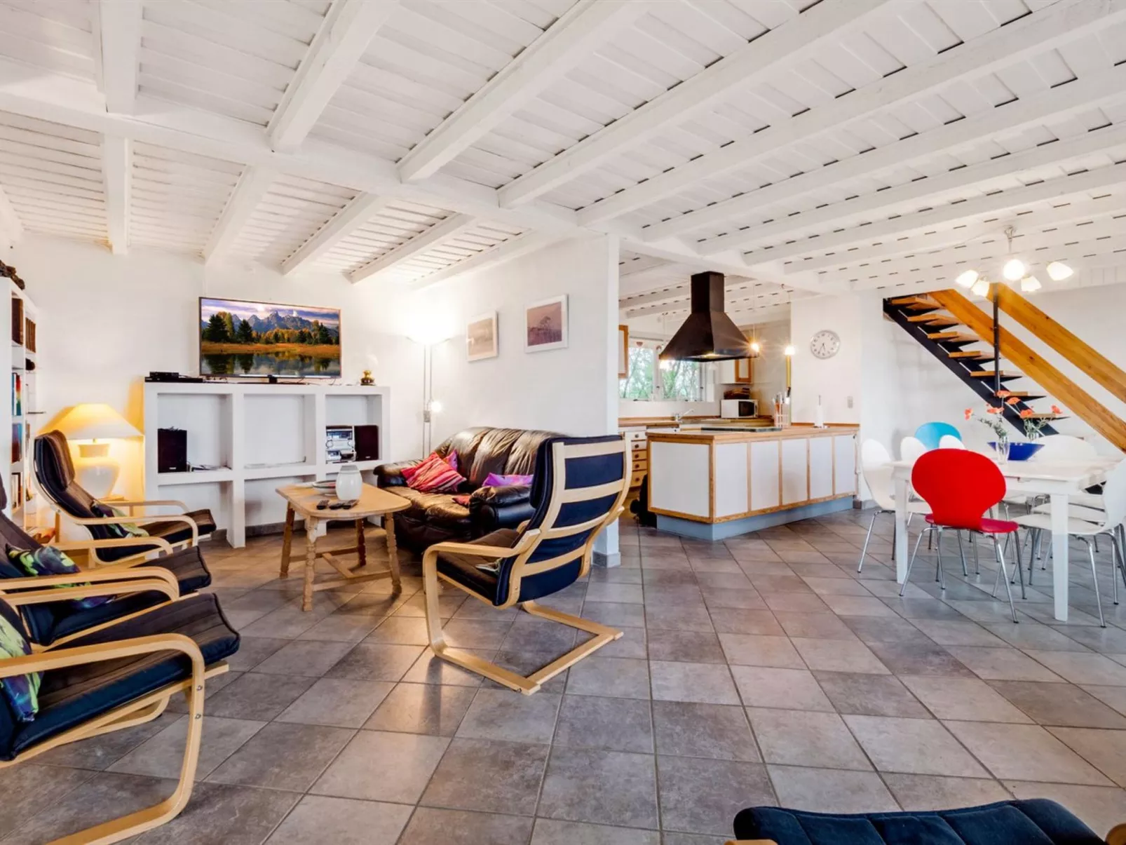 "Emmie" - 50m to the fjord-Dedans