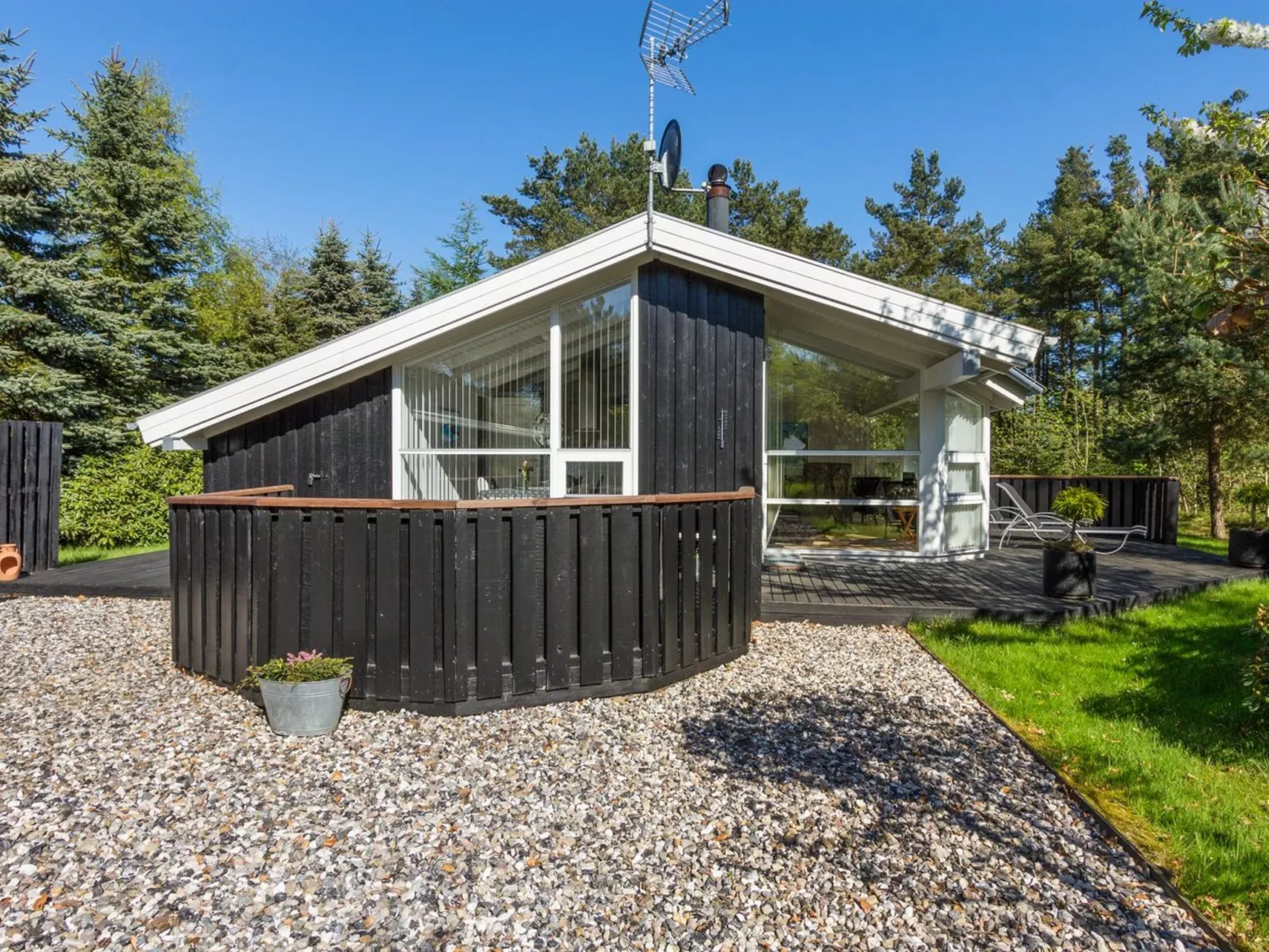 "Nafne" - 500m from the sea-Draußen