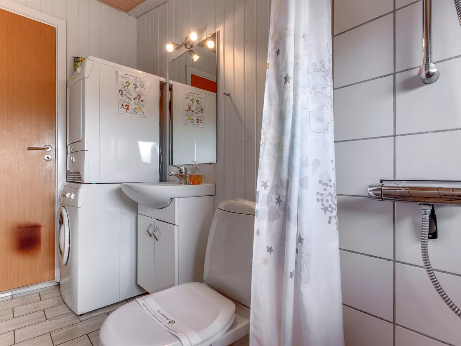 "Mogens" -  from the sea-Dedans