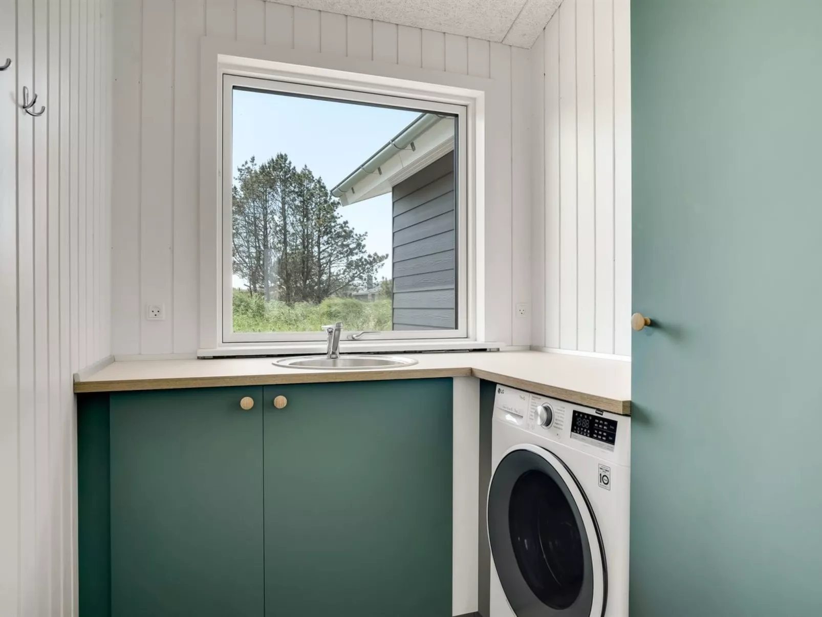 "Raakel" - 950m from the sea-Inside