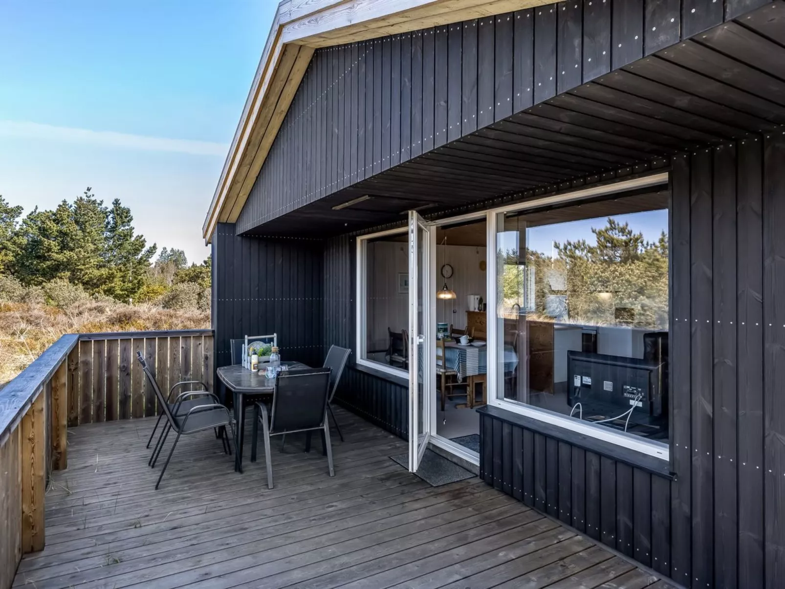 "Sara" - 2.5km from the sea-Dehors