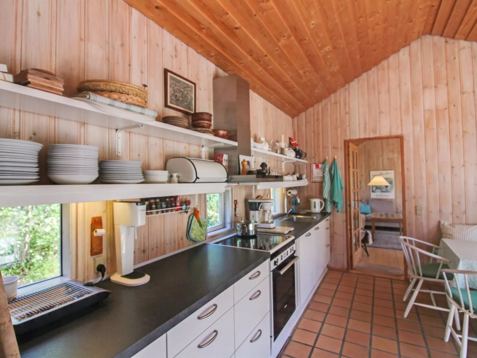 "Læff" - 50m from the sea-Drinnen