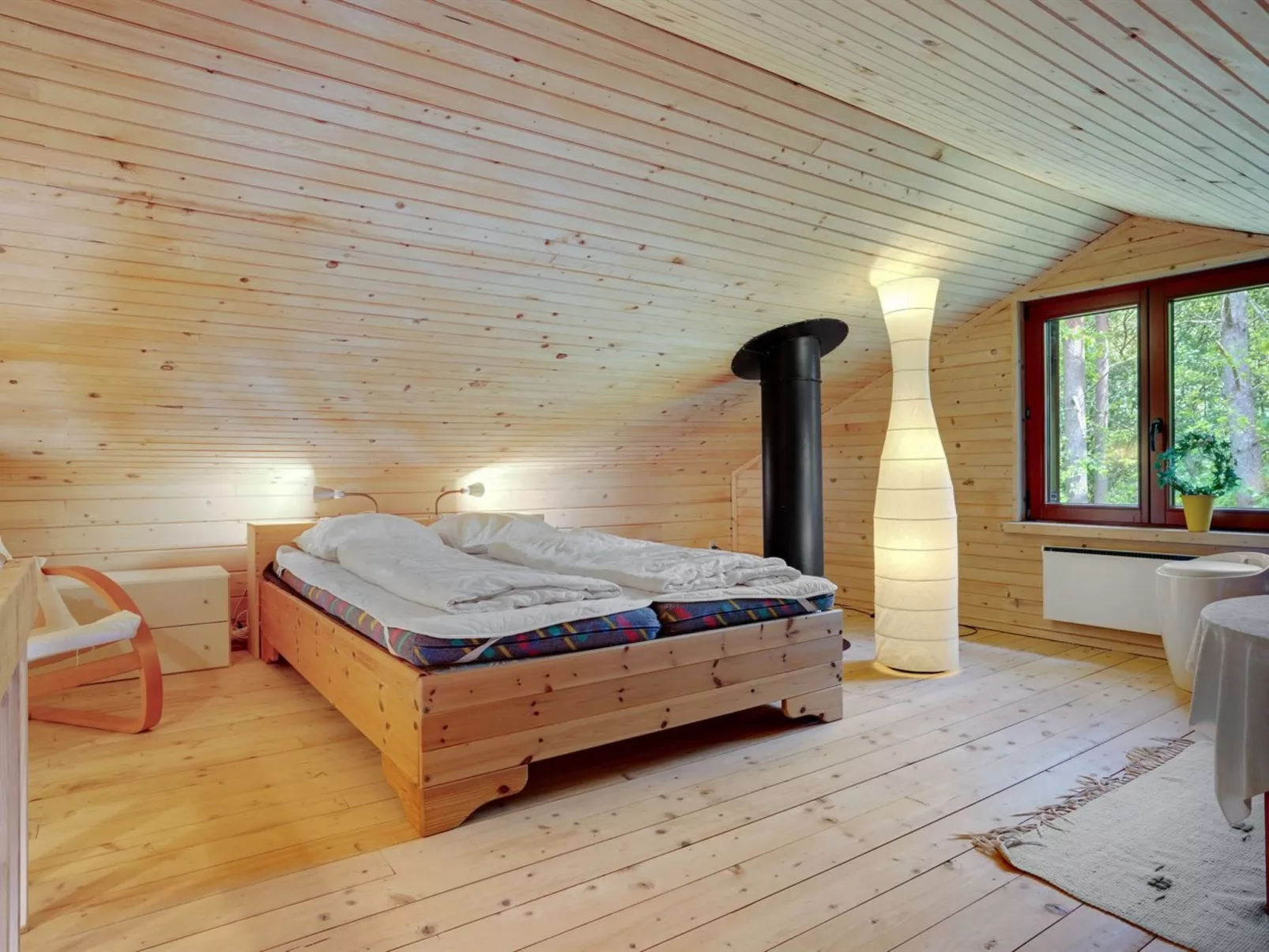 "Bette" - 8km from the sea-Inside