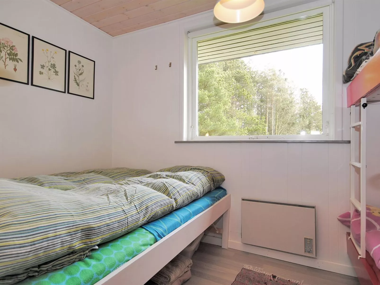 "Oberon" - 3km from the sea-Inside