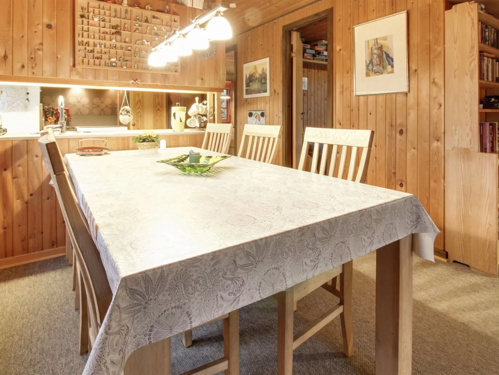 "Hubertina" - 30km from the sea-Dedans