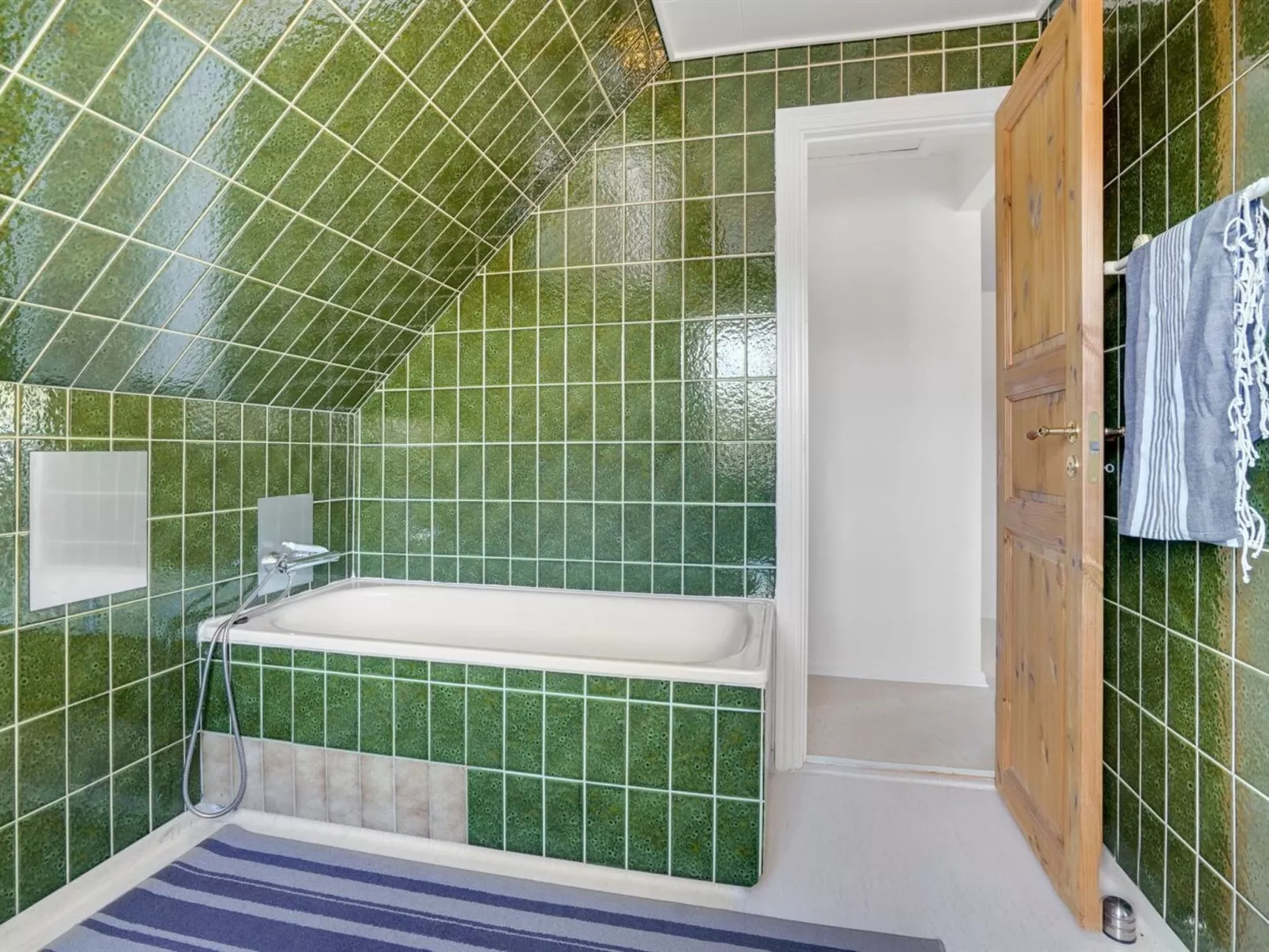 "Marka" - 2.5km from the sea-Inside