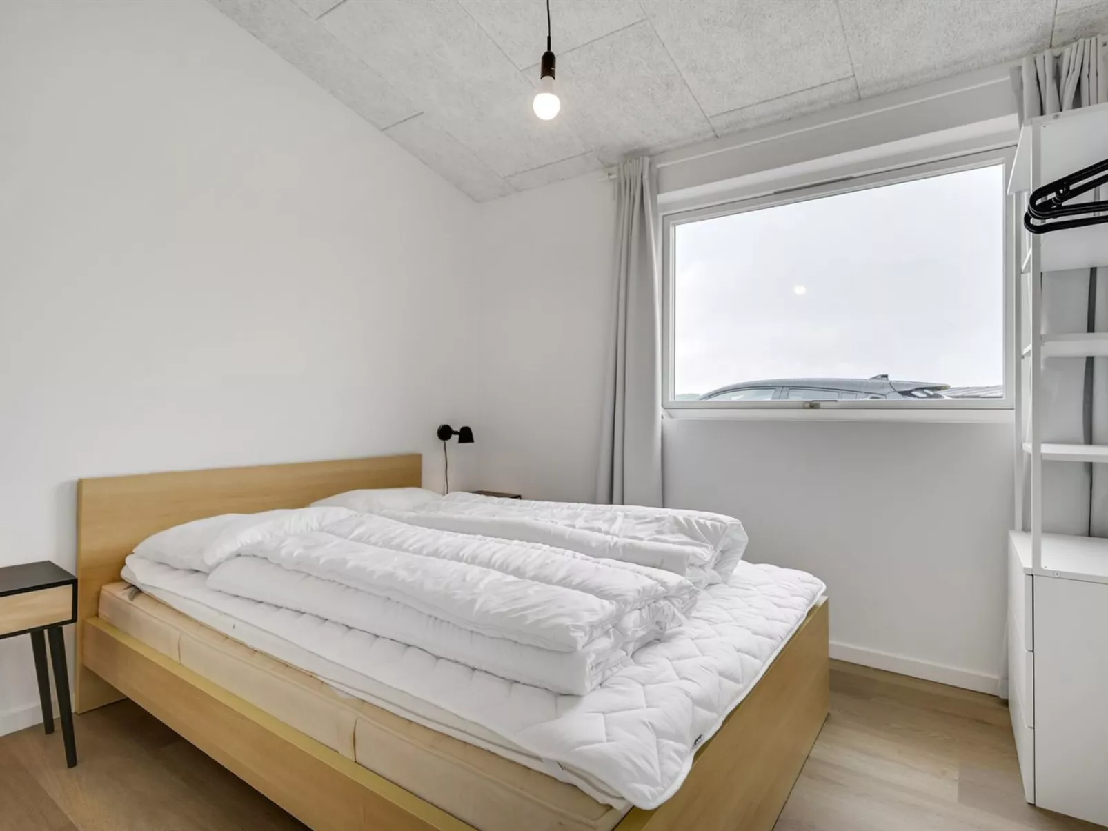 "Aatami" - 500m from the sea-Dedans