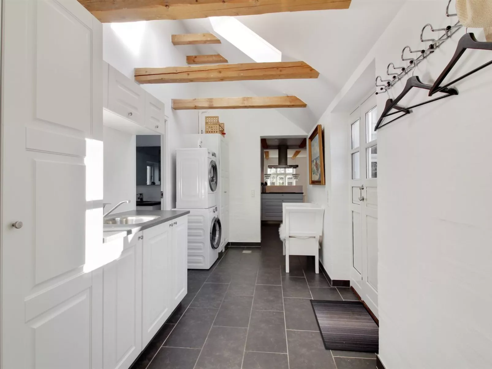 "Iara" - 6km from the sea-Inside