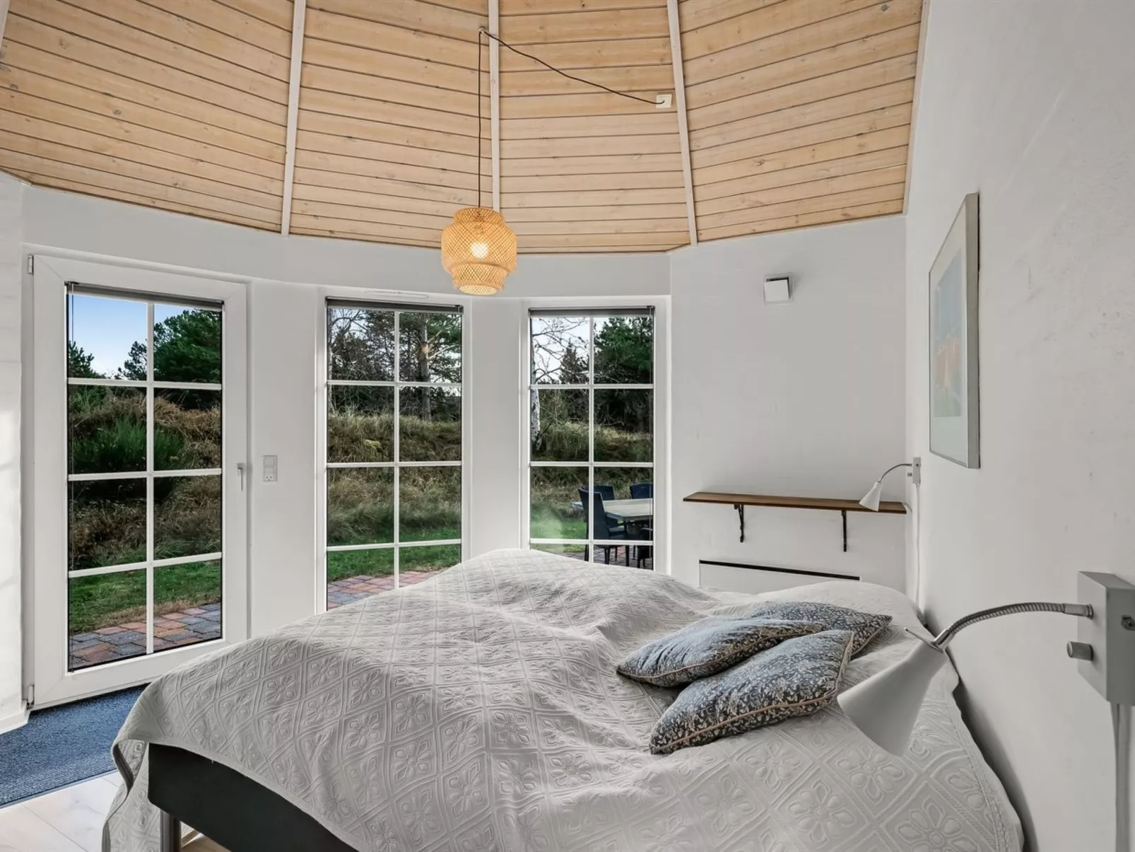 "Ingmund" - 2km from the sea-Inside