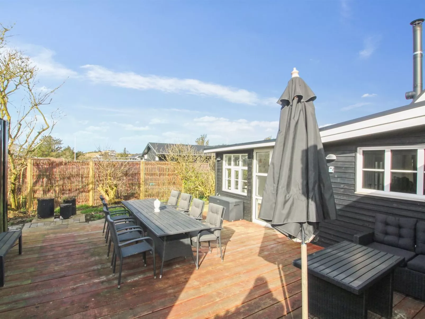 "Janakij" - 475m from the sea-Draußen