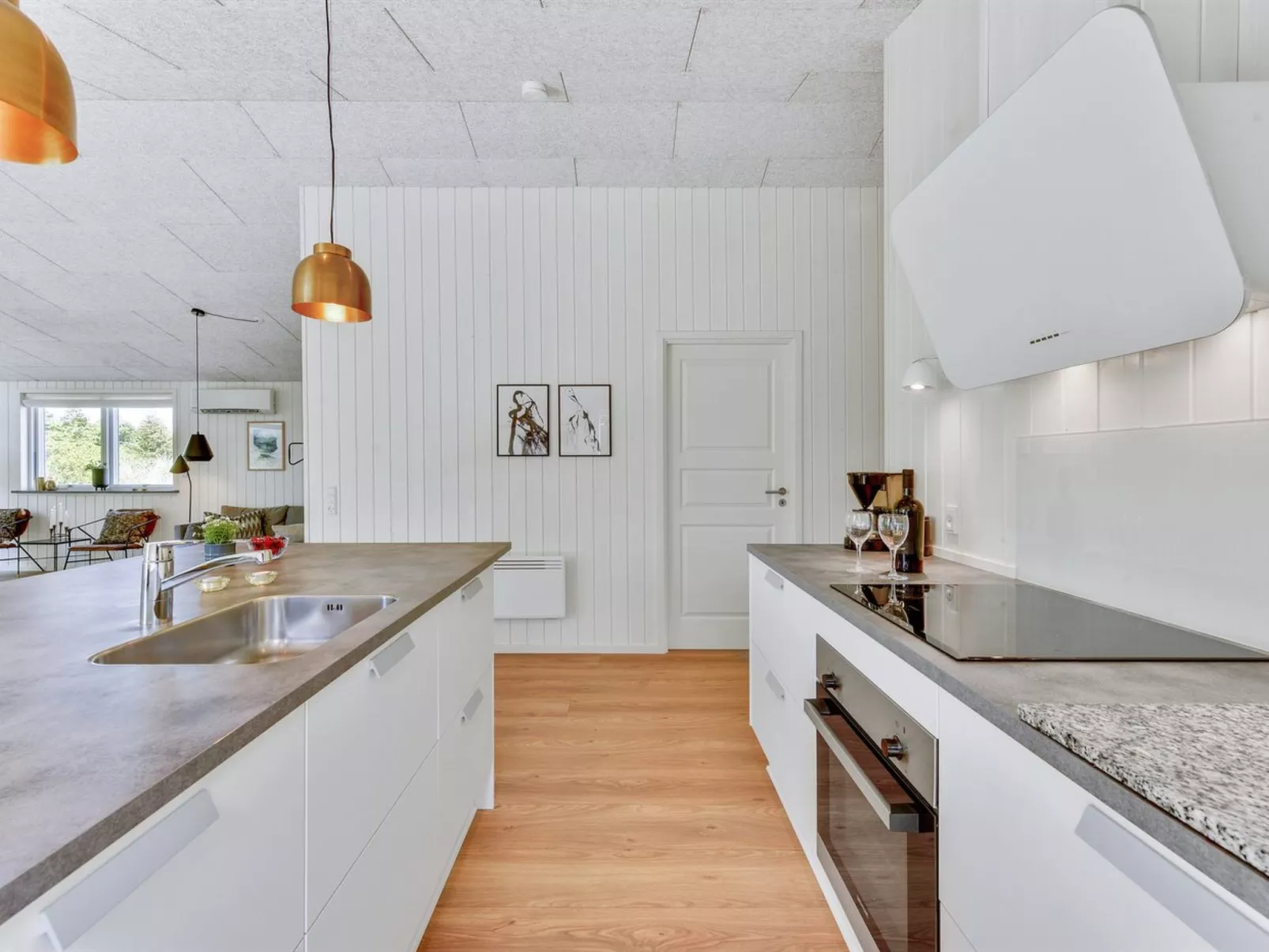 "Lassi" - 950m from the sea-Drinnen