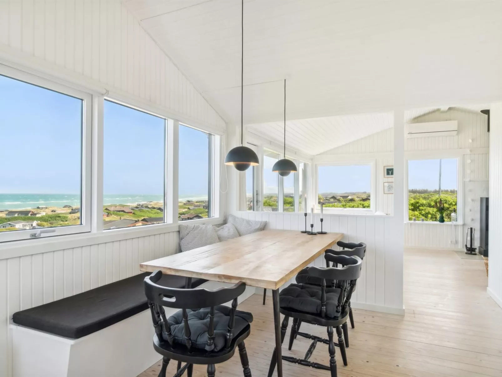 "Edlef" - 279m from the sea-Inside