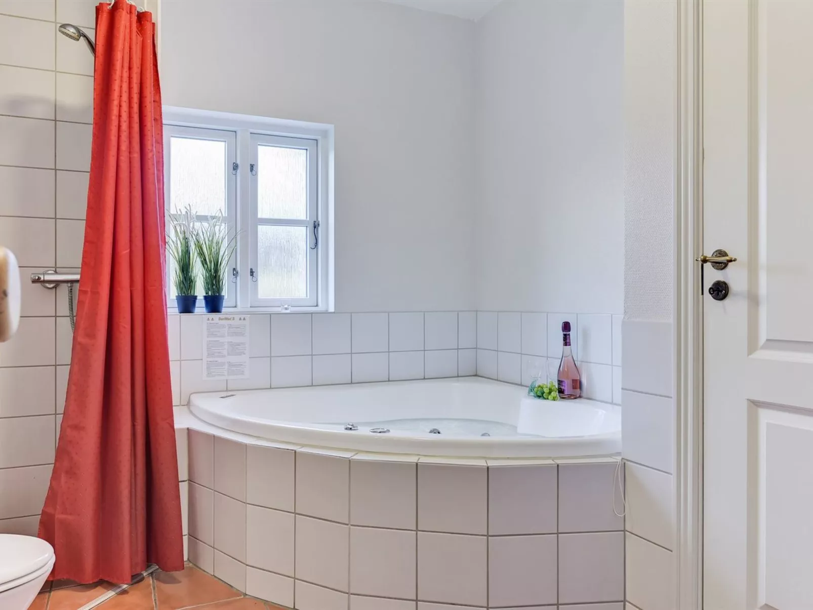 "Thoran" -  from the sea-Inside