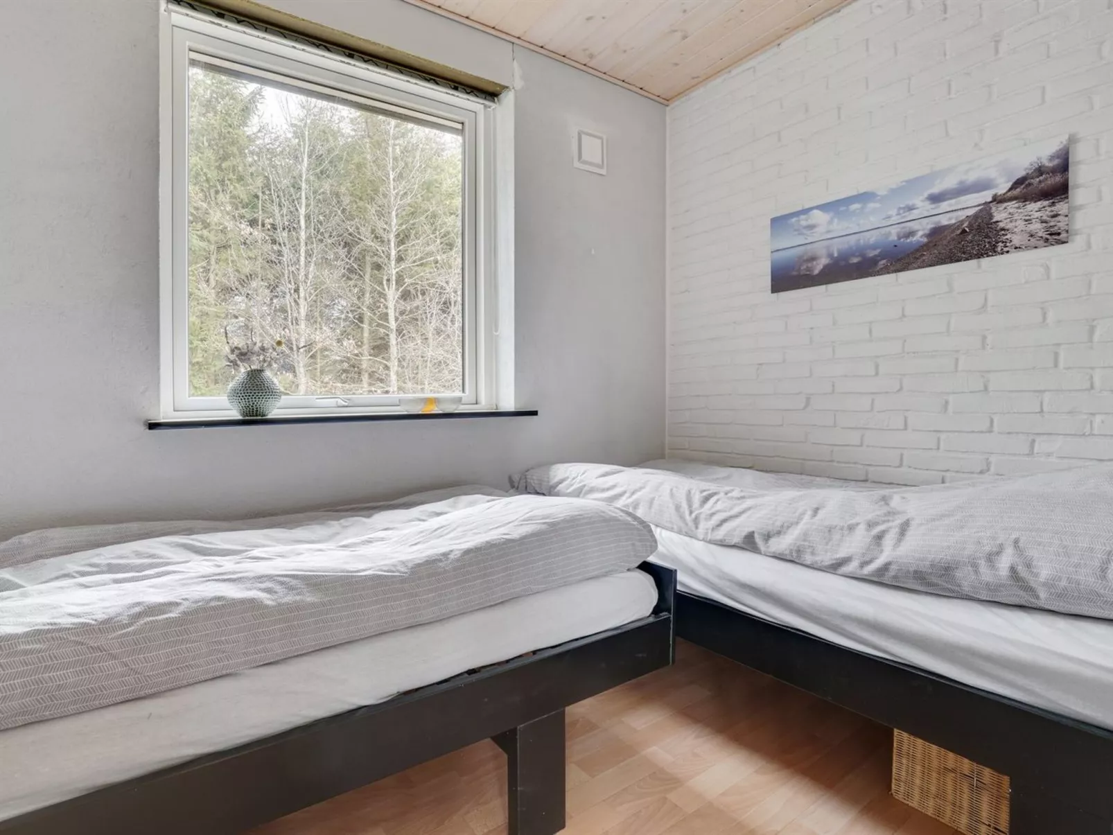 "Lefke" - 400m to the fjord-Inside