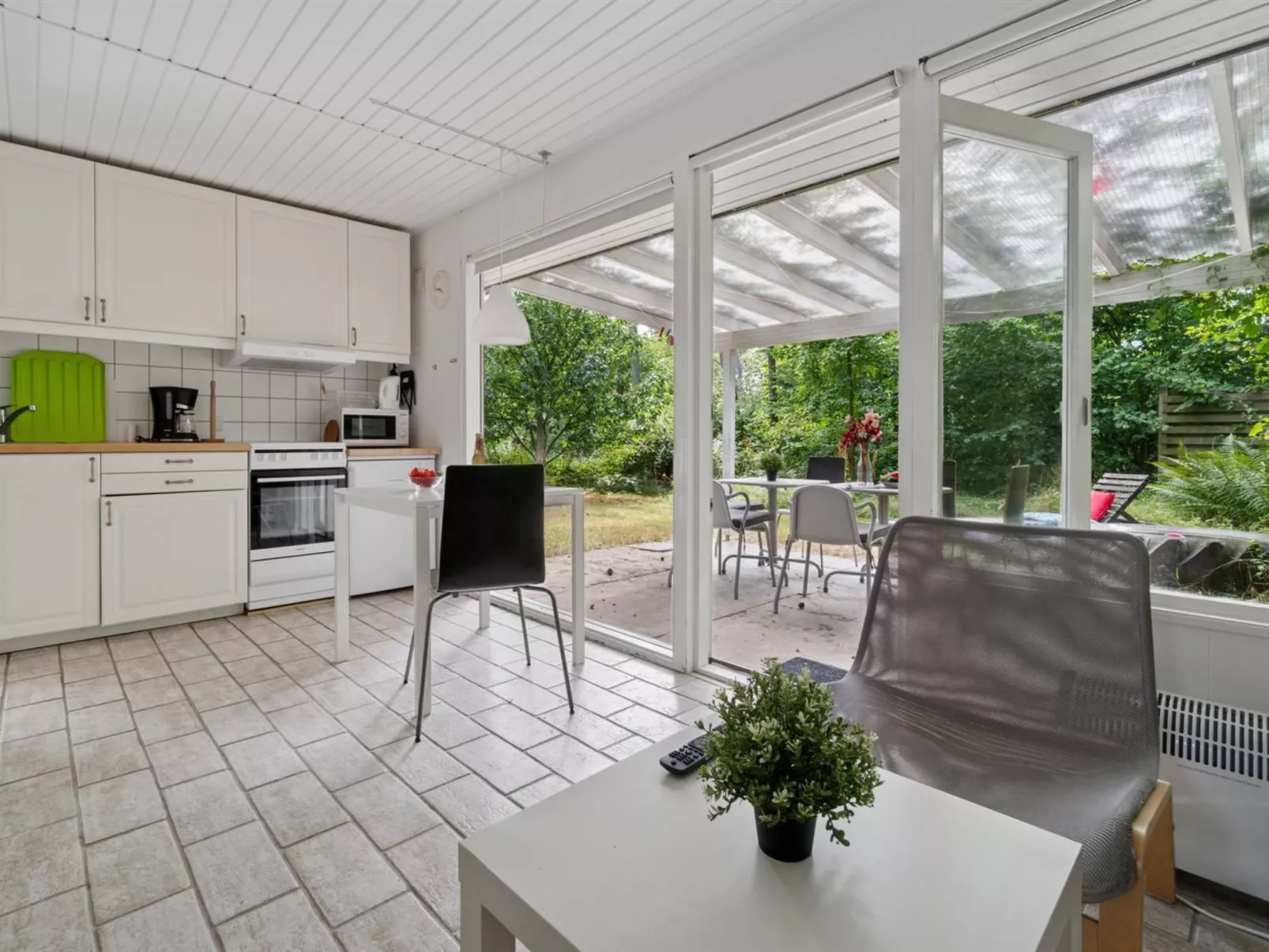 "Unker" - 800m from the sea-Dedans