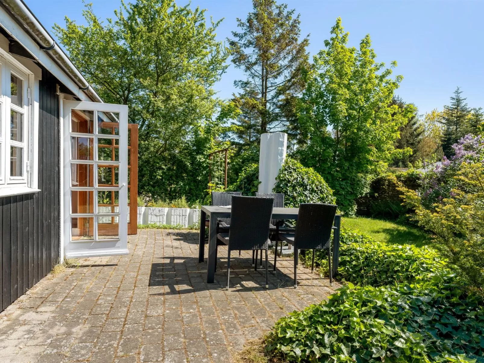 "Carly" - 100m from the sea-Draußen