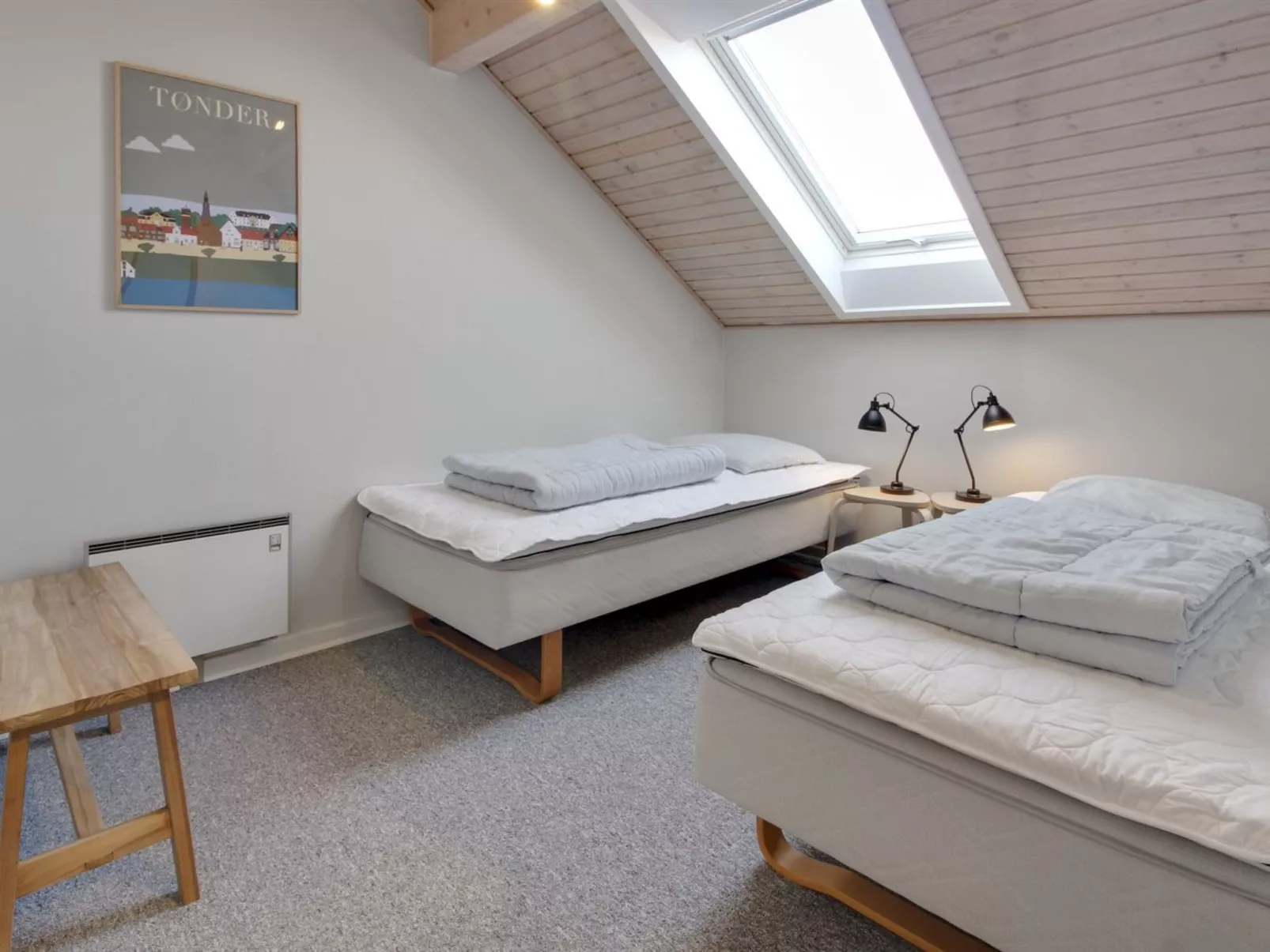 "Bosse" - 2.3km from the sea - Inside