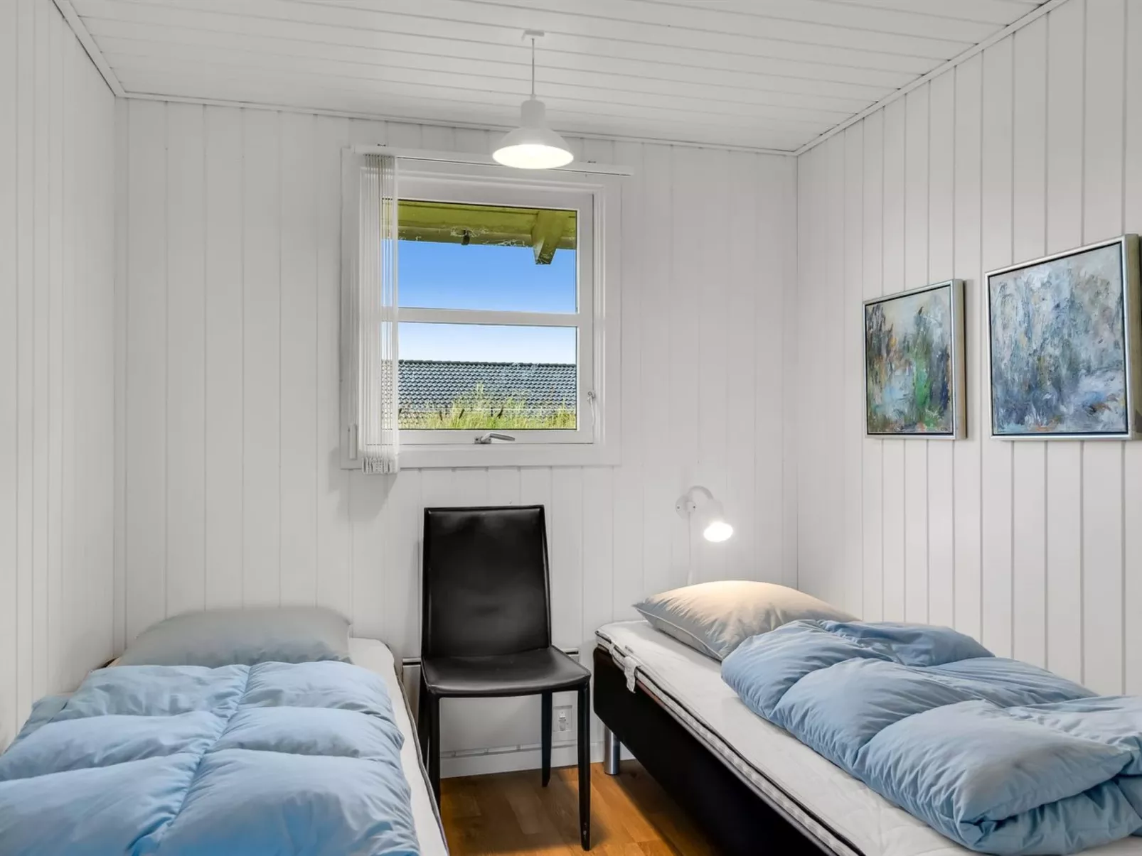 "Bothilda" - 660m from the sea-Inside