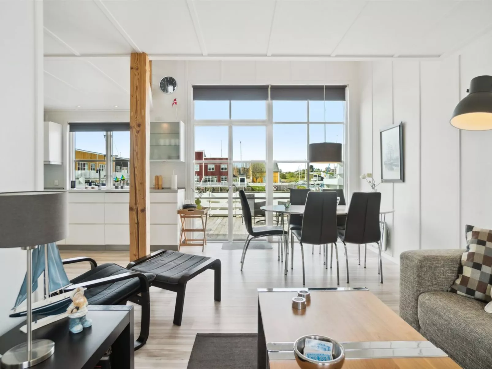 "Nalle" - 5m from the sea-Drinnen