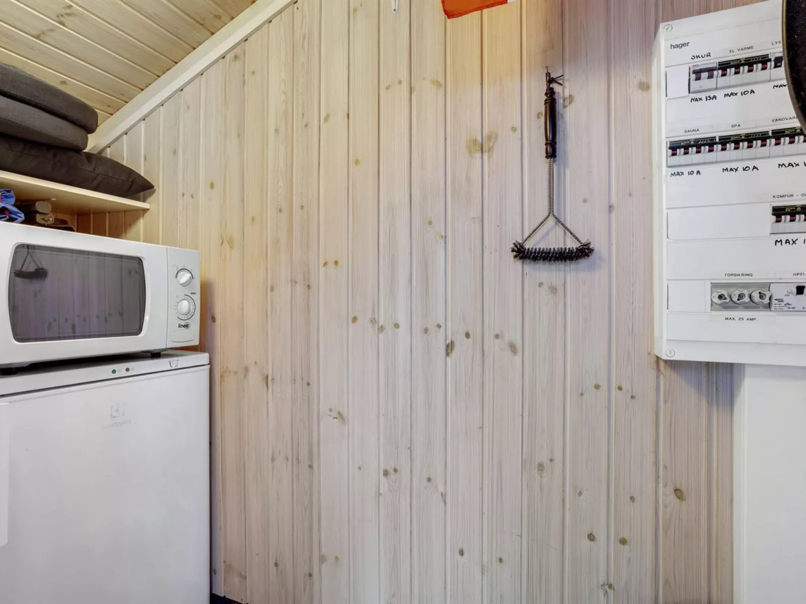 "Ove" - 500m from the sea-Inside