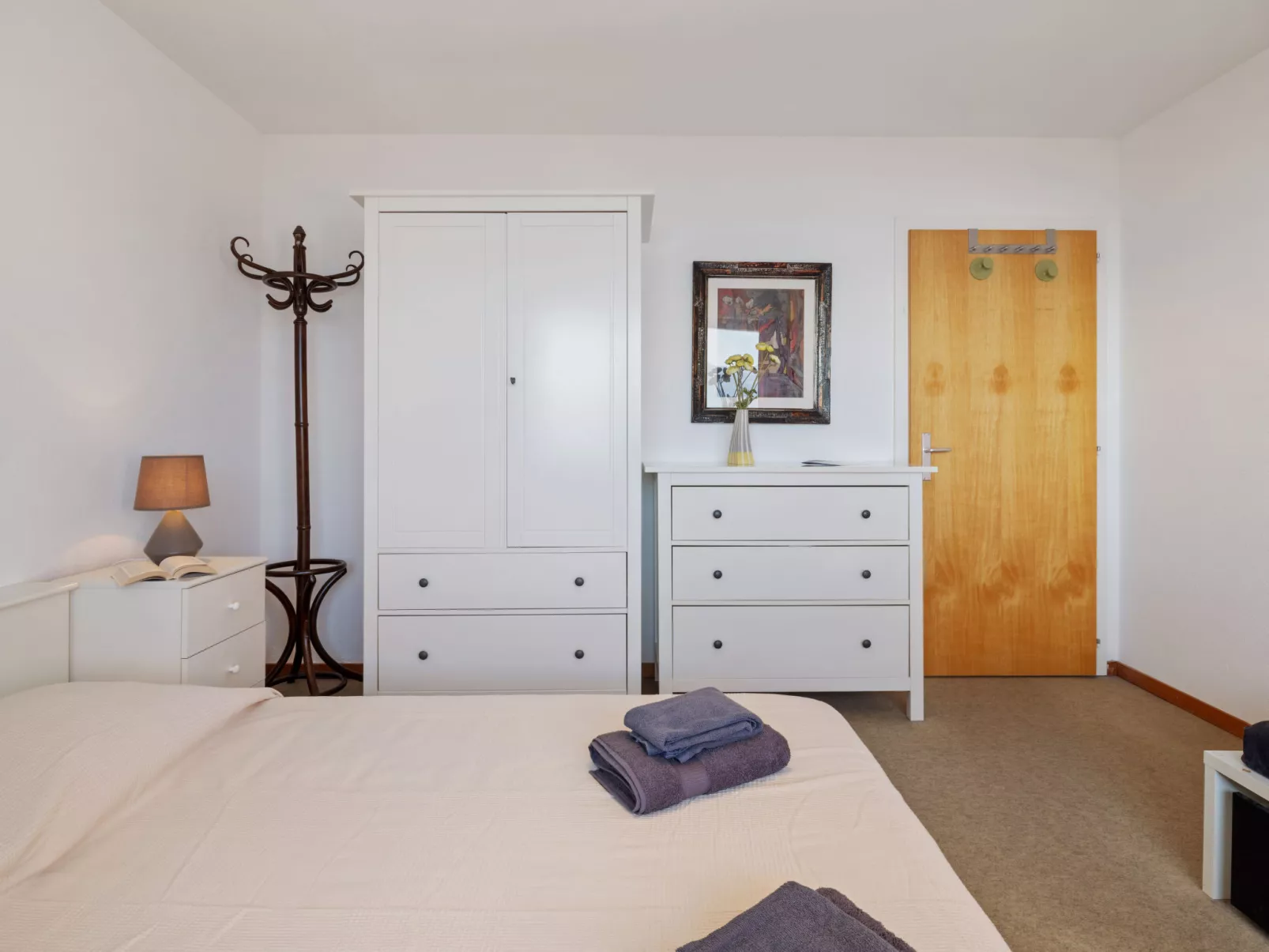 Armorial Est 72-Inside