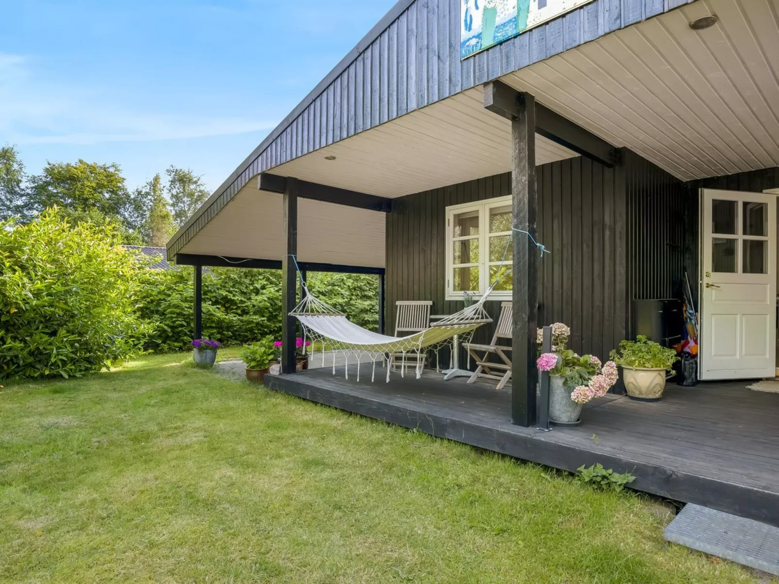 "Sunaj" -  from the sea-Dehors