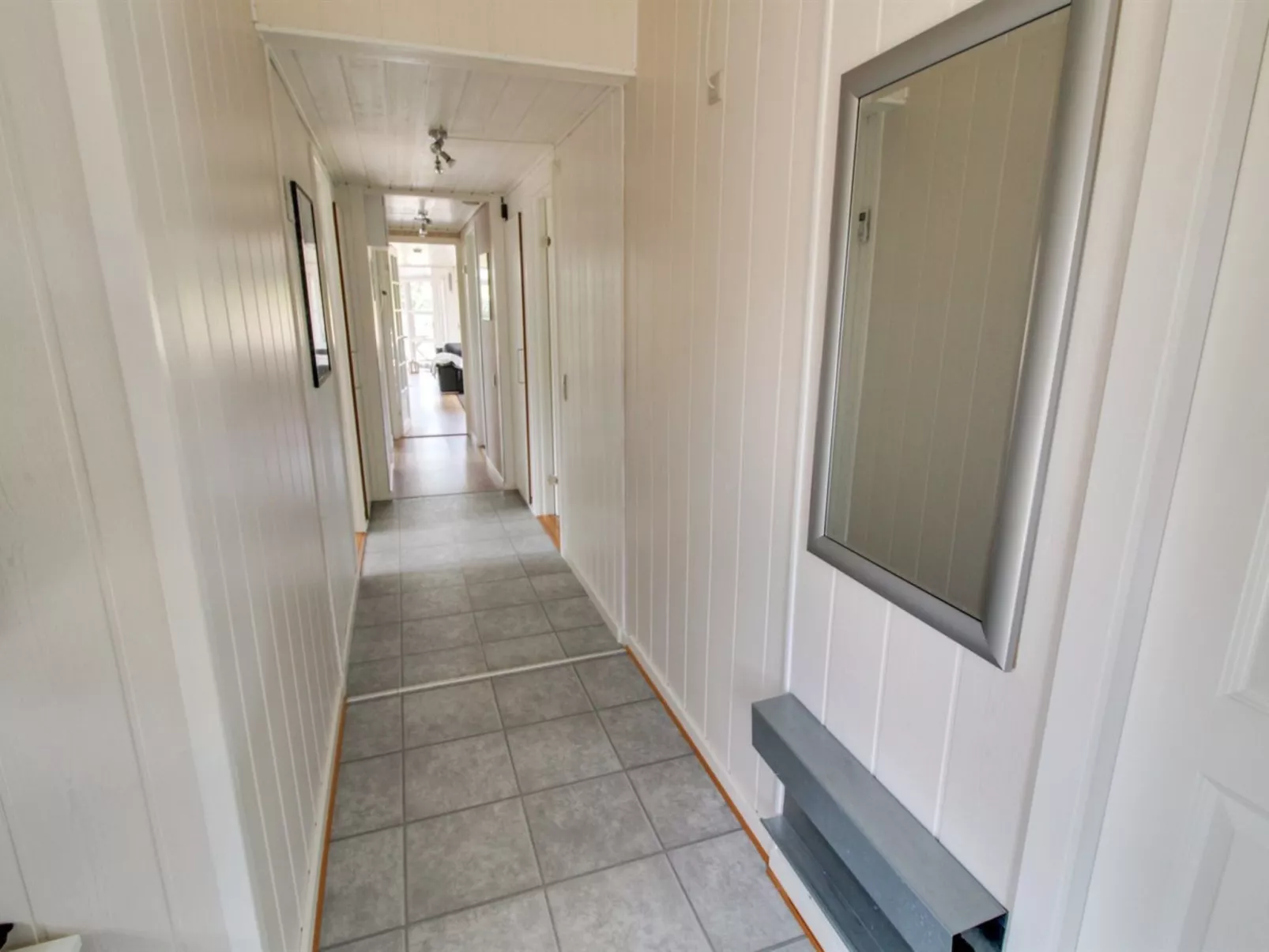 "Aatos" - 500m from the sea-Drinnen