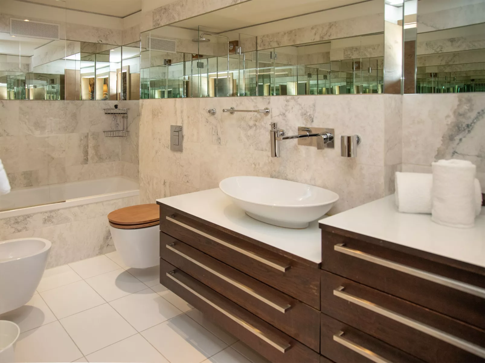 Chesa Piz Mezdi - St. Moritz-Inside