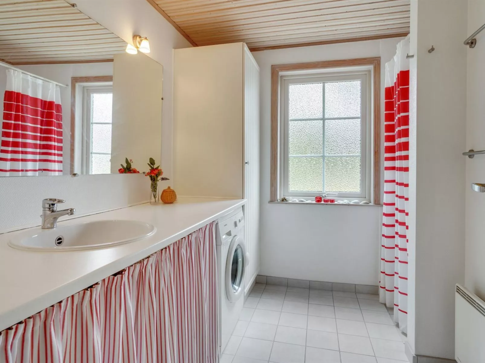 "Syrine" - 300m from the sea-Inside