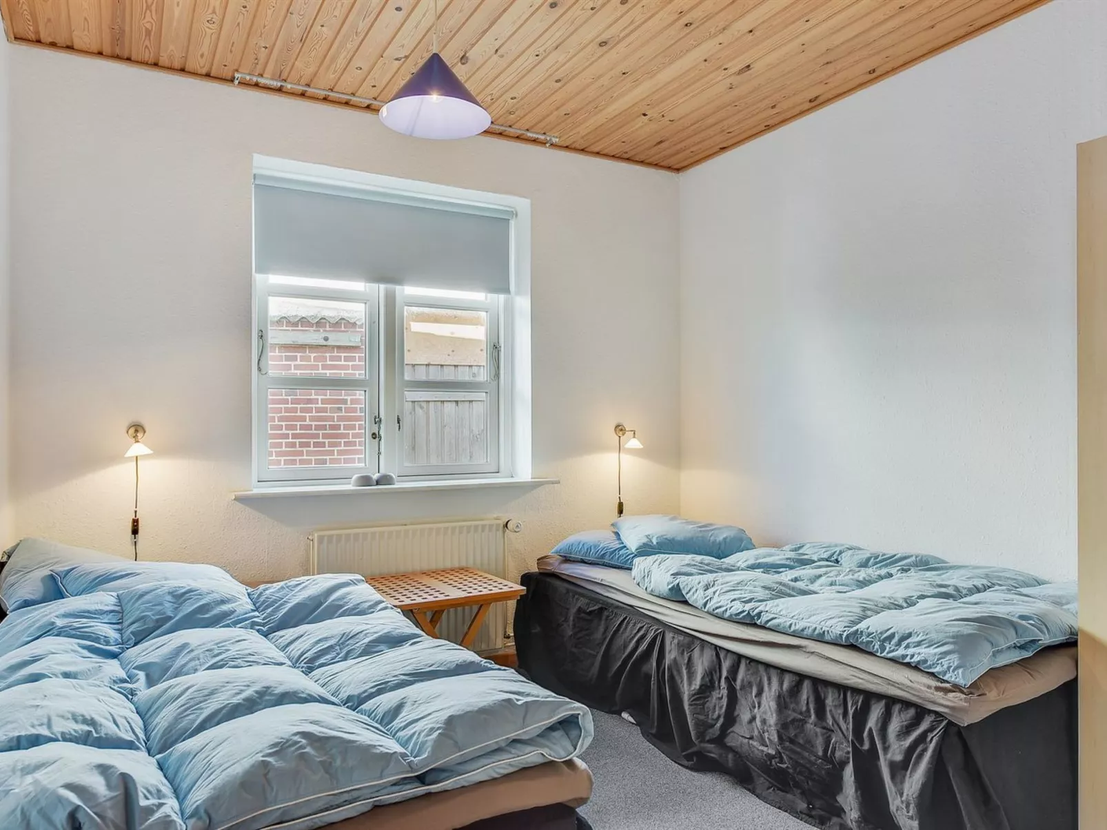 "Palnir" -  from the sea-Drinnen