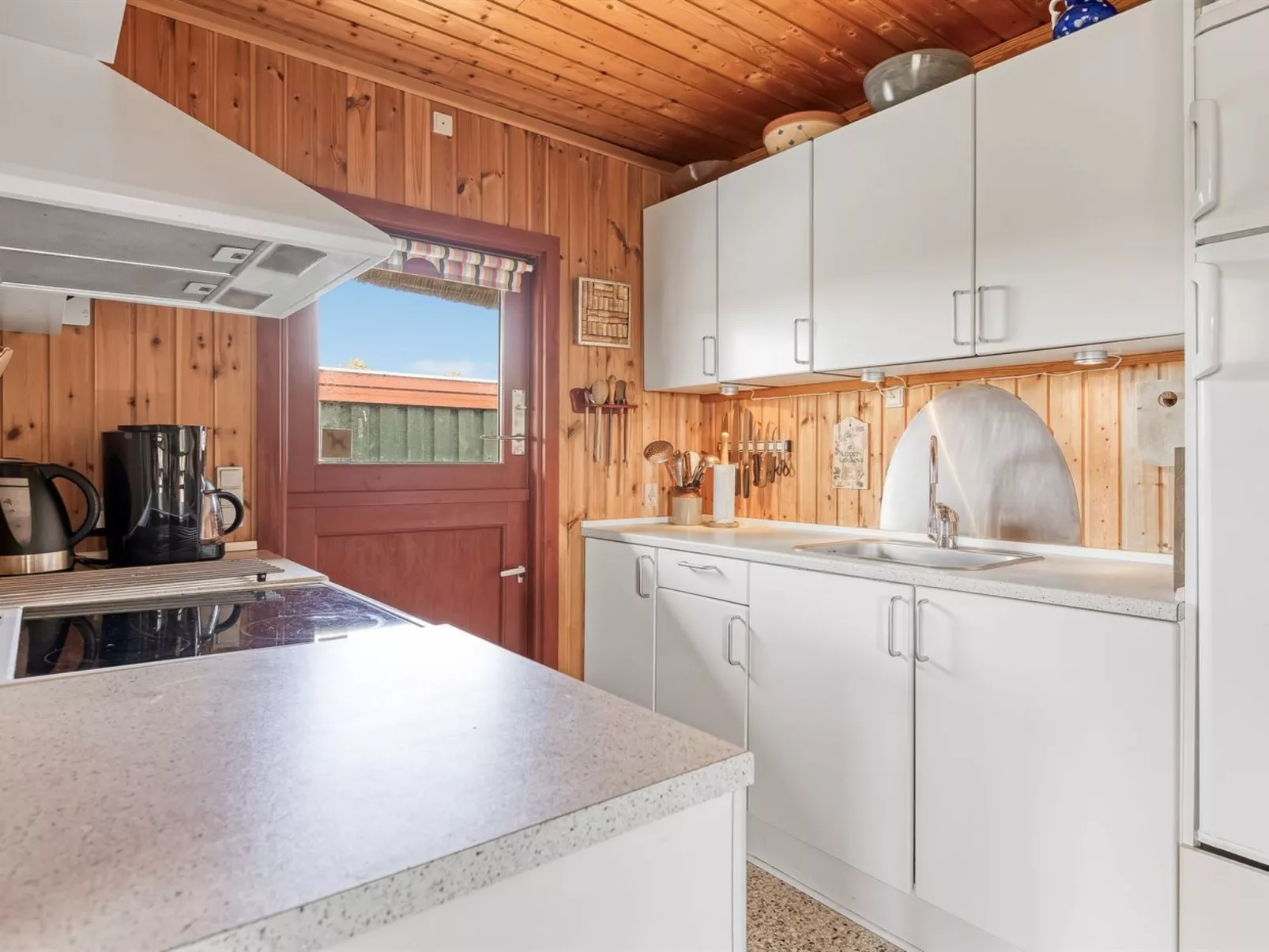 "Larsen" - 900m from the sea-Inside