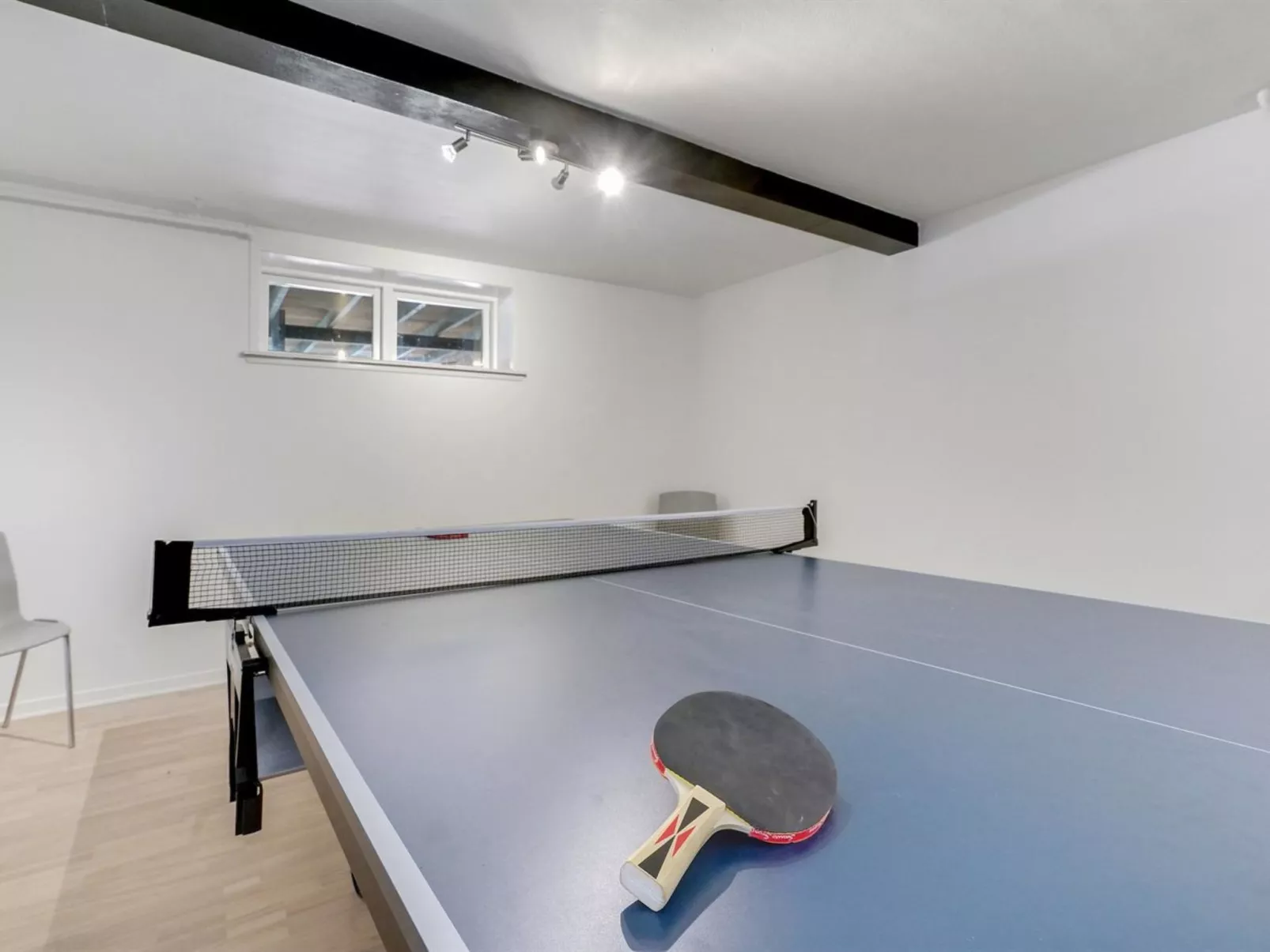 "Auguste" - 1.5km to the fjord-Inside