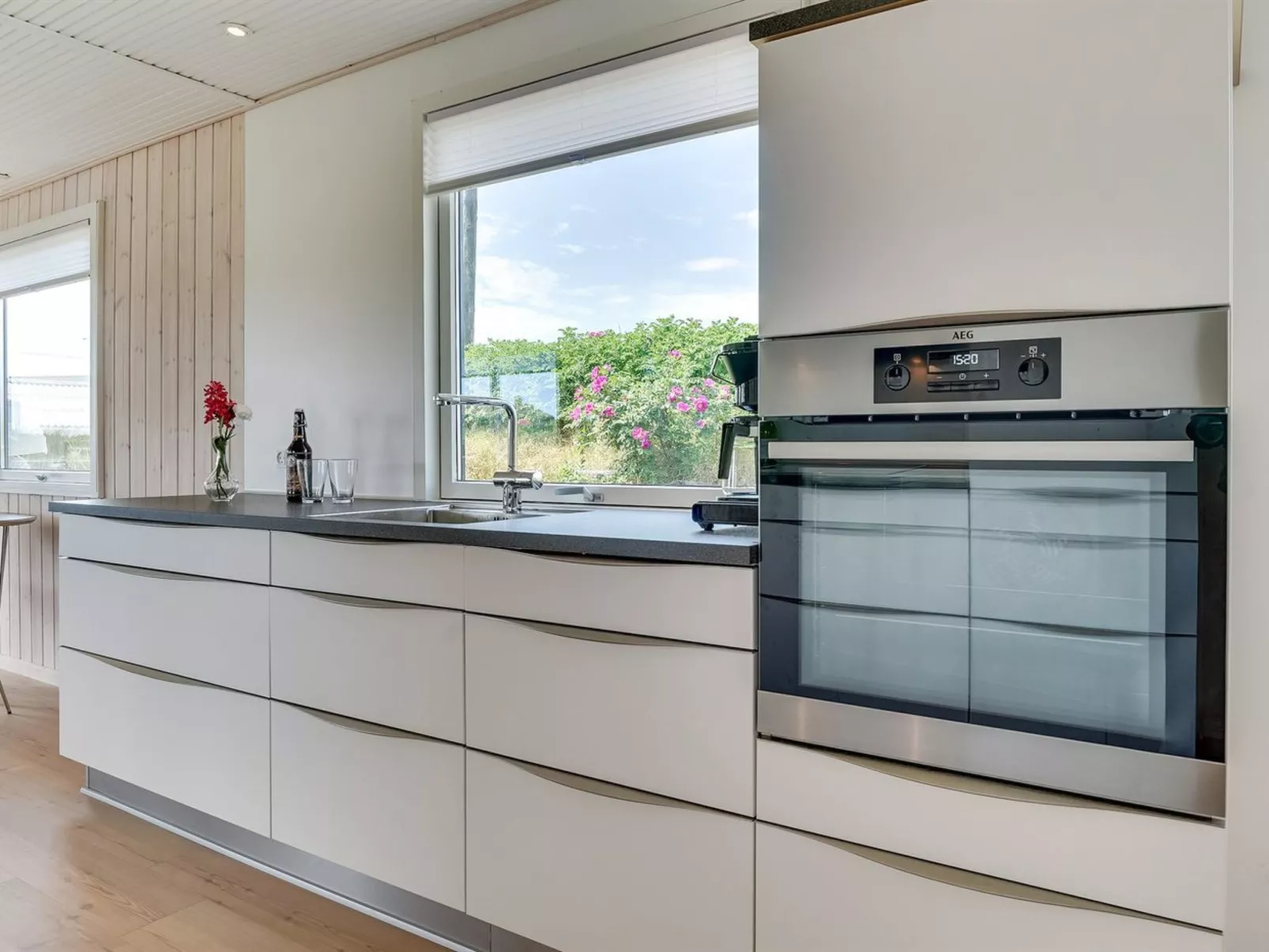 "Kris" - 200m from the sea-Inside