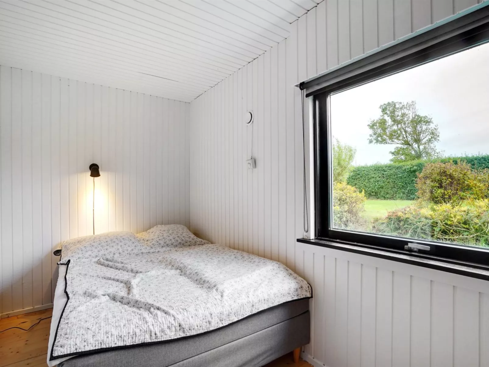 "Clarita" - 300m to the fjord-Inside