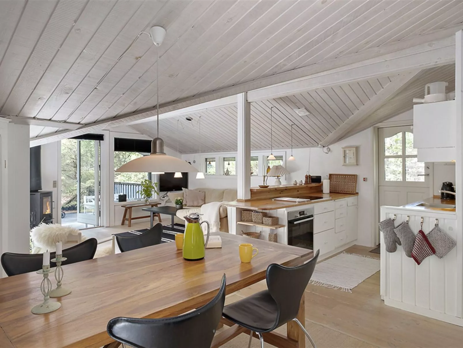 "Amabel" - 200m from the sea-Inside