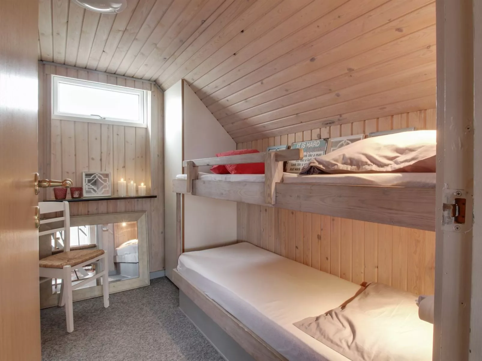 "Ellenor" - 300m to the fjord-Dedans