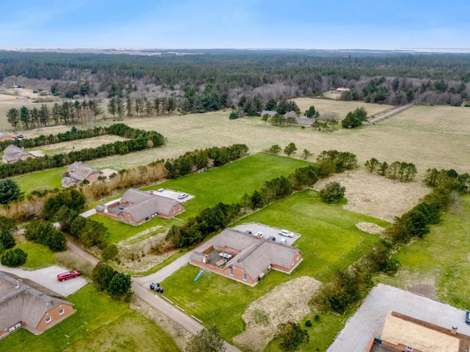 "Jorkin" - 1.8km from the sea-Outside