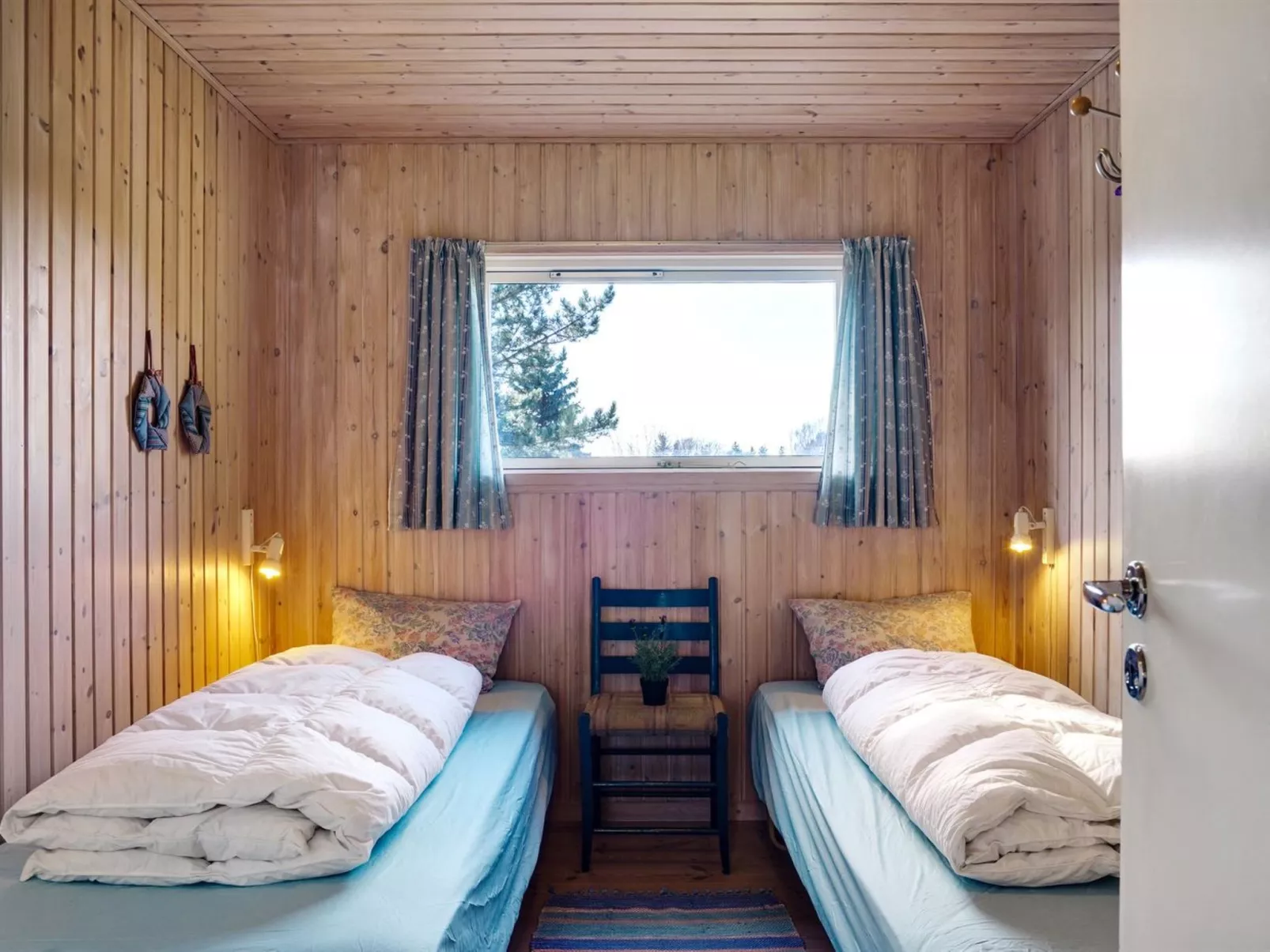 "Safir" - 800m from the sea-Dedans