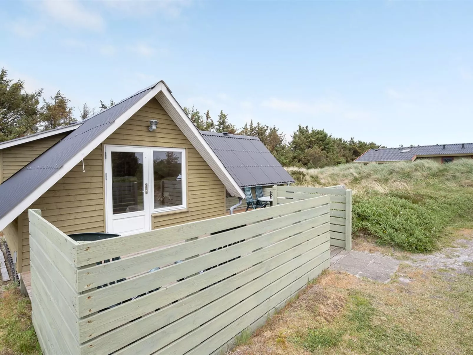 "Hinz" -  from the sea-Draußen