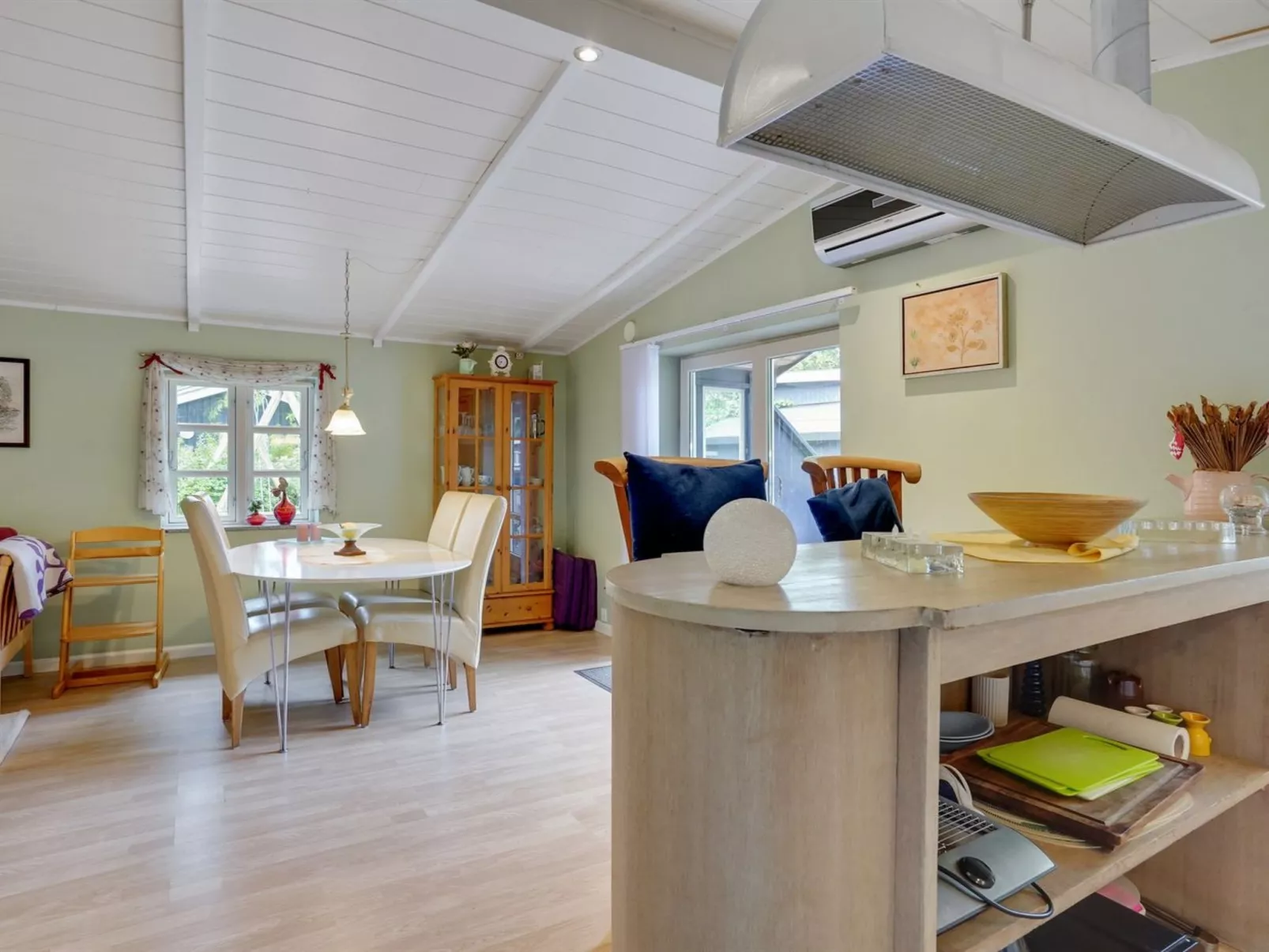 "Landeline" - 200m to the fjord-Dedans