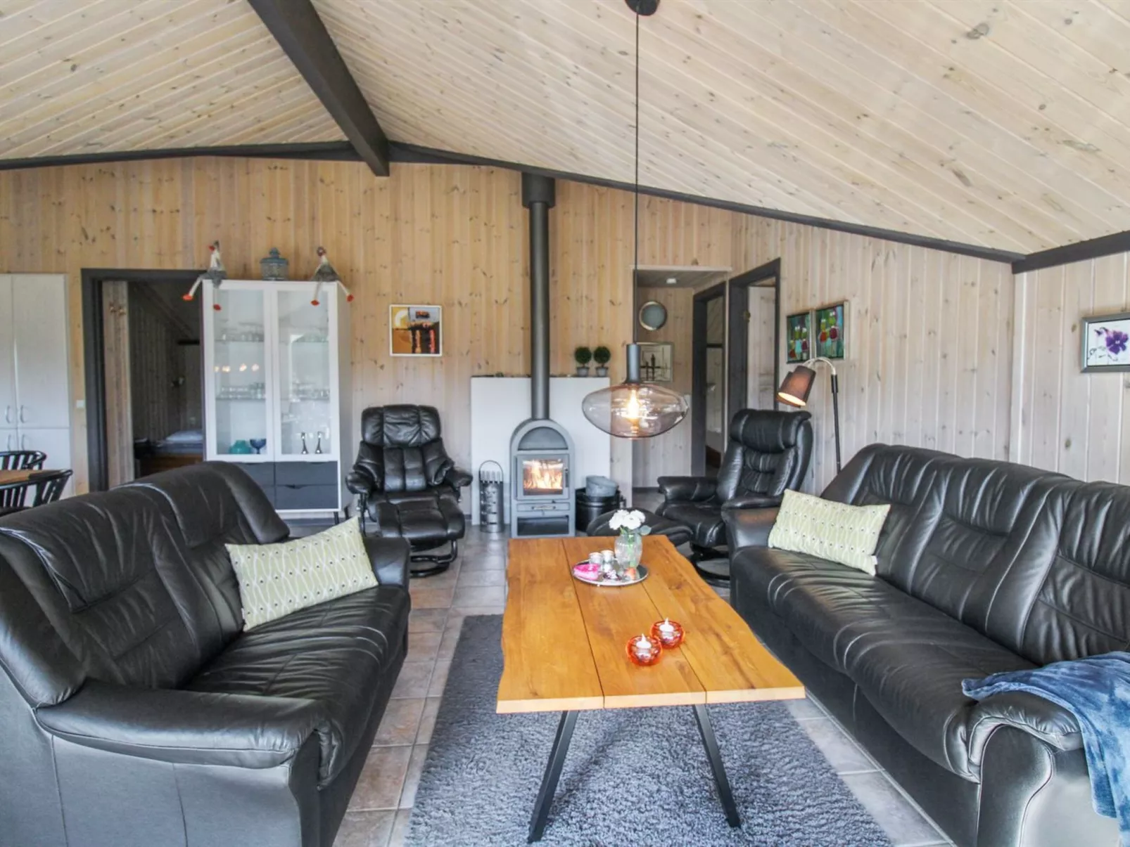 "Maureen" - 10.5km from the sea-Drinnen