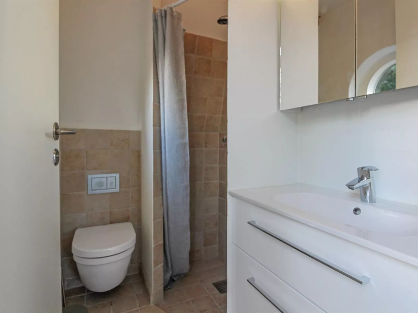 "Sasser" - 10m from the sea-Dedans