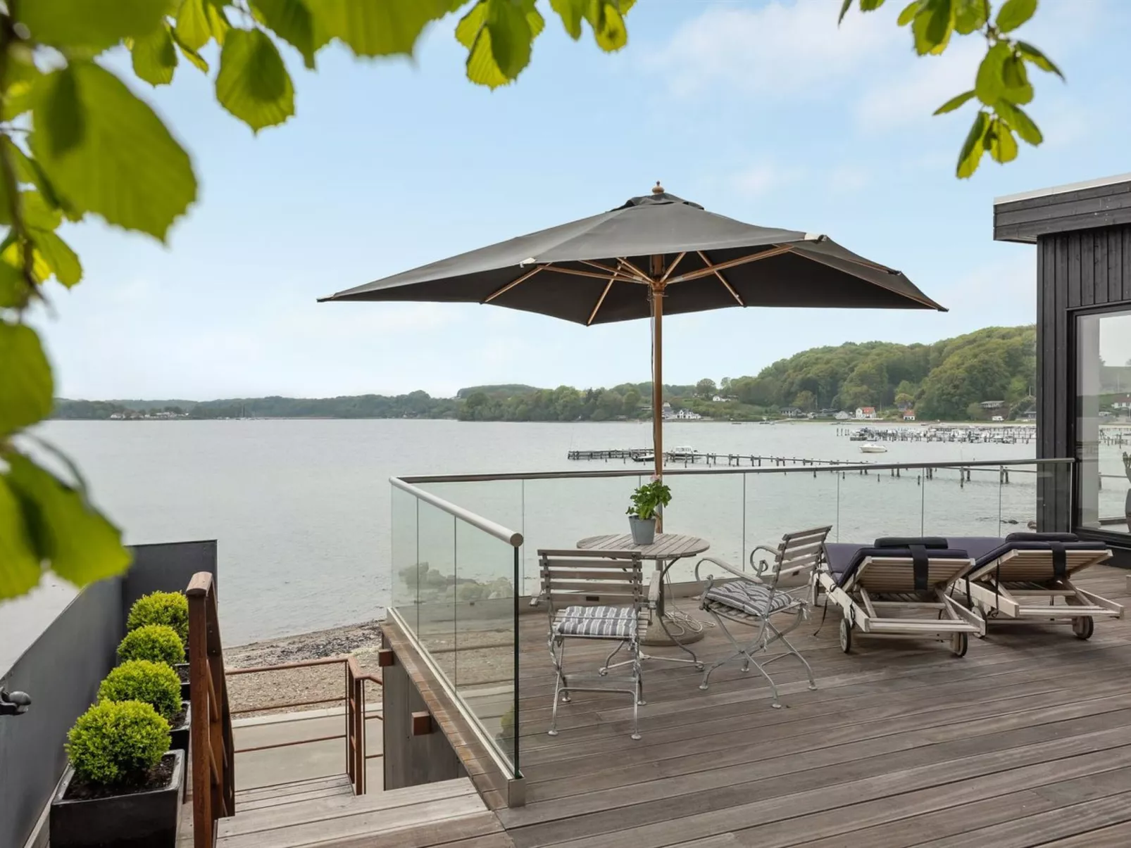 "Florinda" - 10m from the sea-Outside