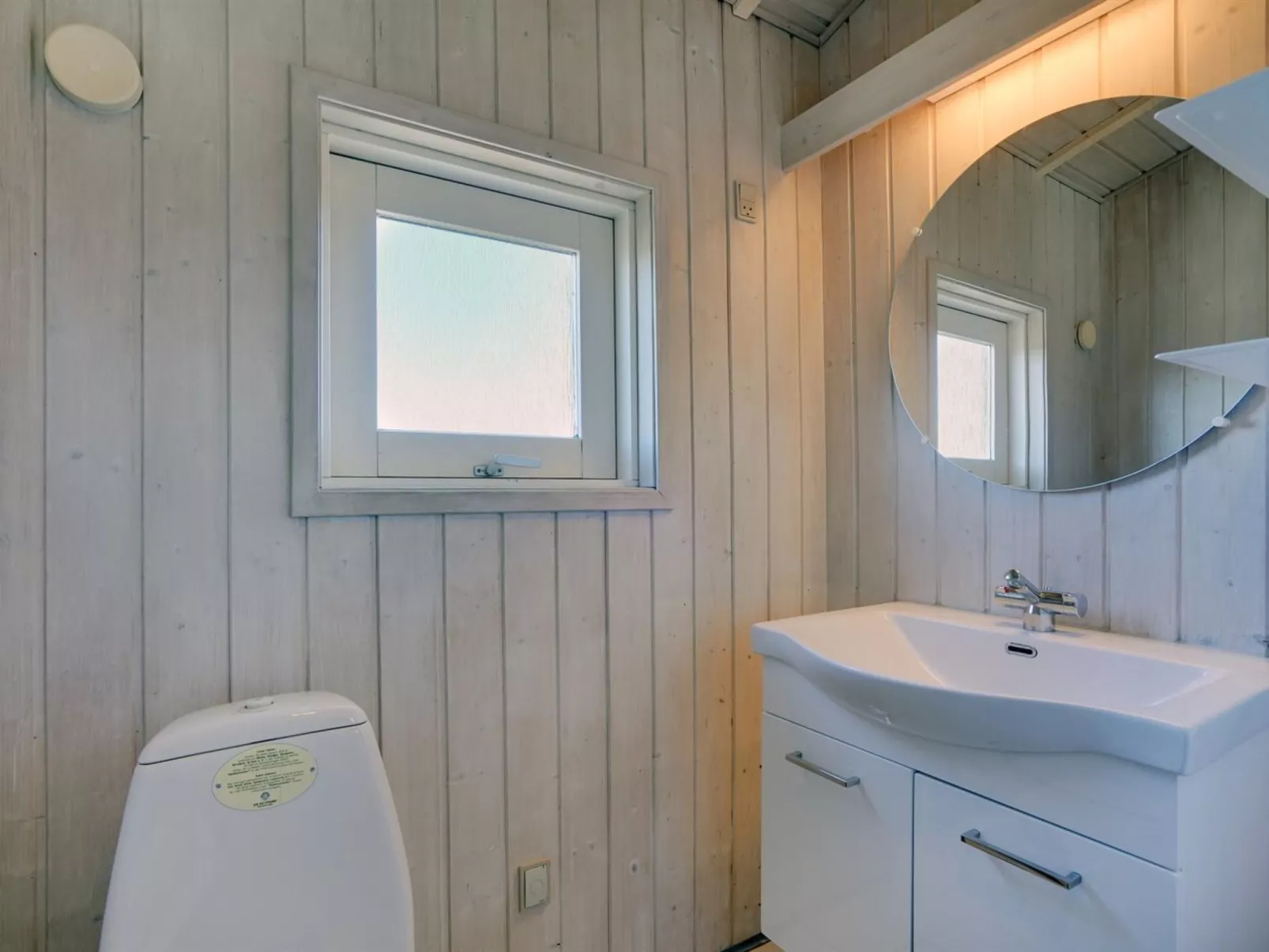 "Wighman" -  from the sea-Dedans