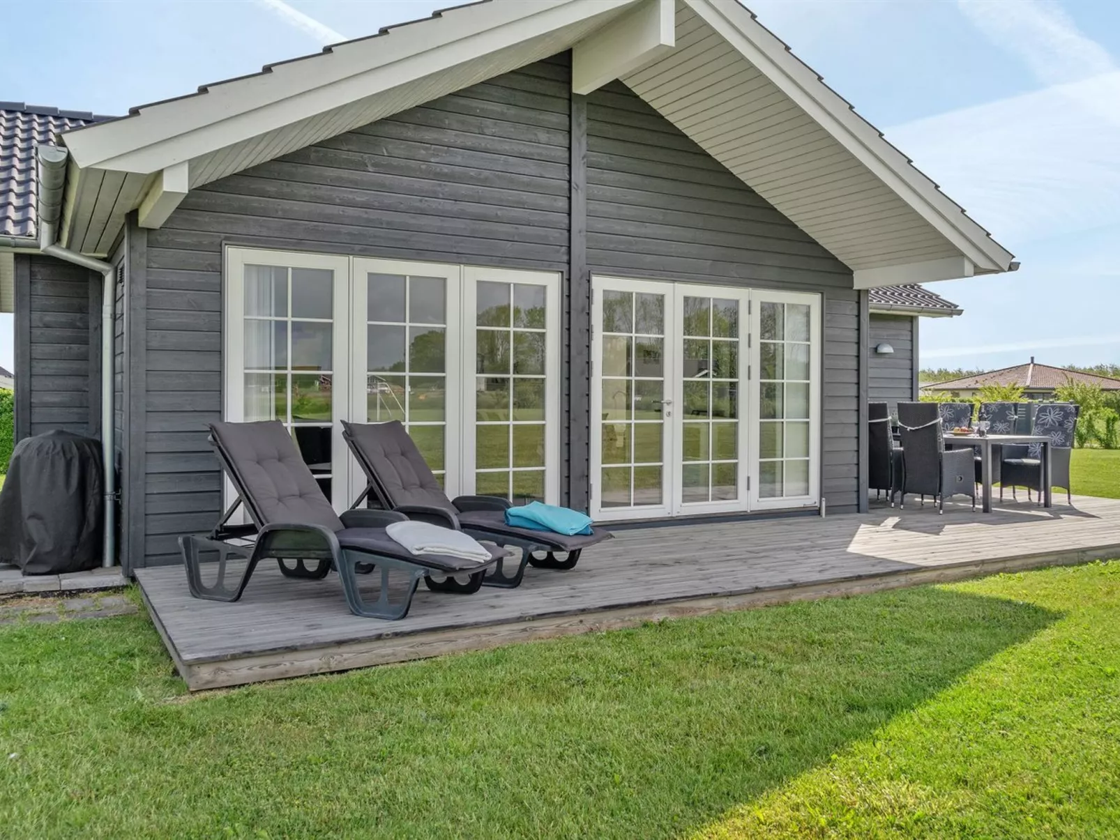 "Hathulf" - 700m from the sea-Outside