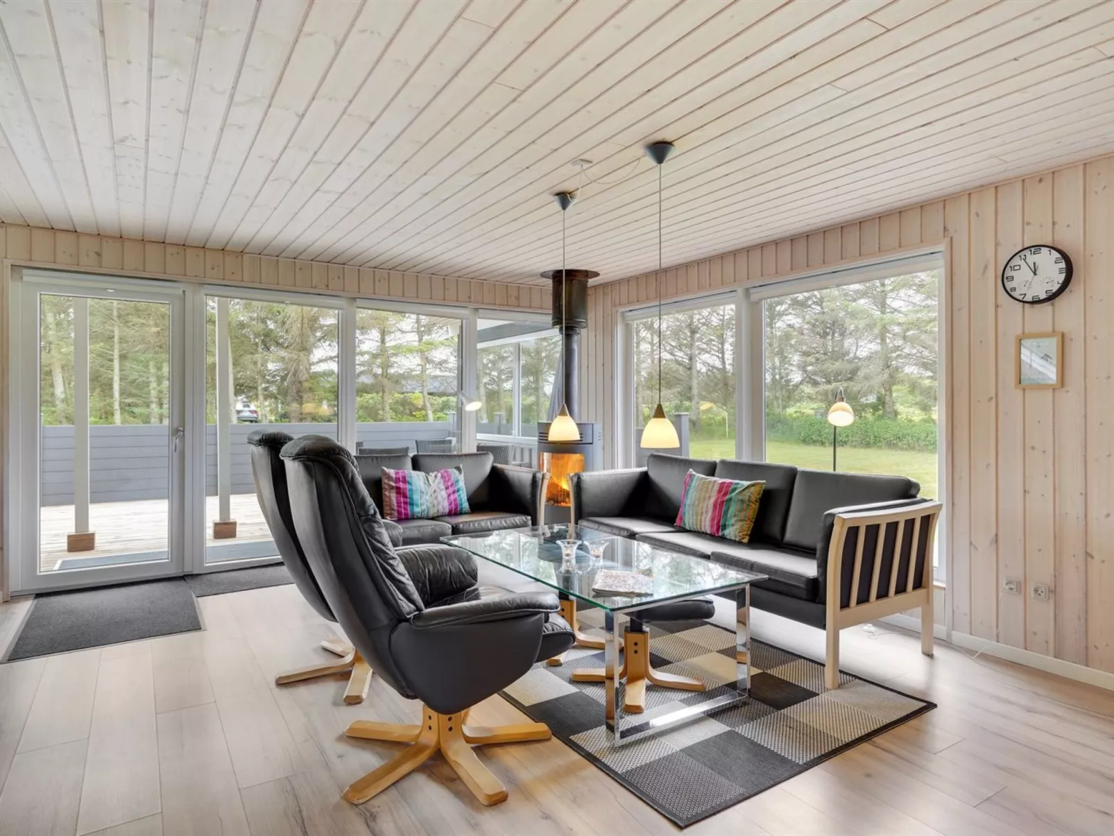 "Sheemen" - 700m to the fjord-Inside